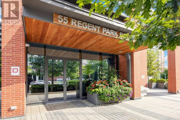 Kitchen - 419 - 55 Regent Park Boulevard, Toronto, ON M5A0C2 Photo 2