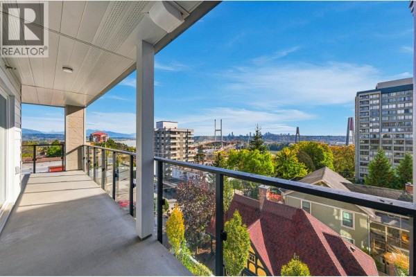 419 82 First Street, New Westminster
