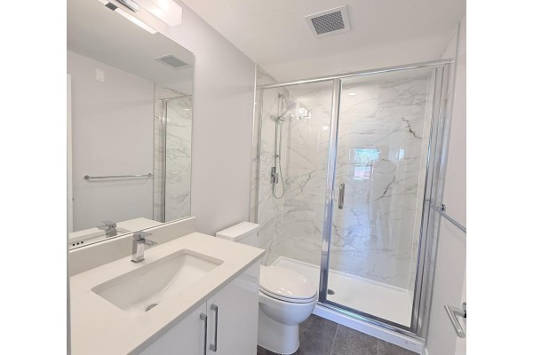 419 8423 Cedar Street, Mission, BC V4S1A1 Photo 2