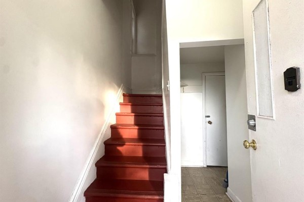 419 Charles Street, Winnipeg, MB, photo 3