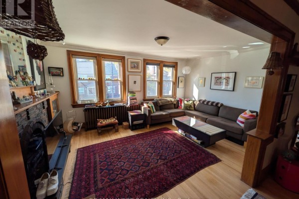 419 Jane Street, Toronto, ON M6S3Z7 Photo 5