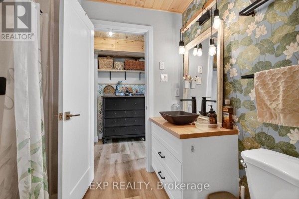 4197 Matawatchan Road, Greater Madawaska, ON K0J2R0 Photo 4