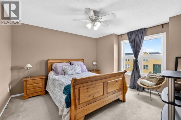 Kitchen - 42, 7 Westland Road, Okotoks, AB T1S1Z1 Photo 5