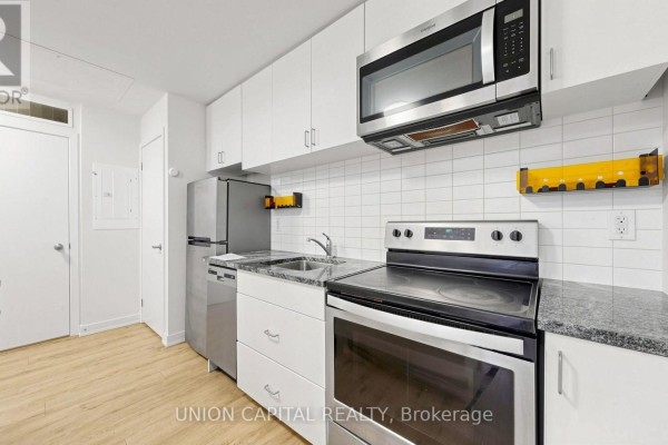 42 - 1740 Simcoe Street N, Oshawa, ON L1G4X9 Photo 3