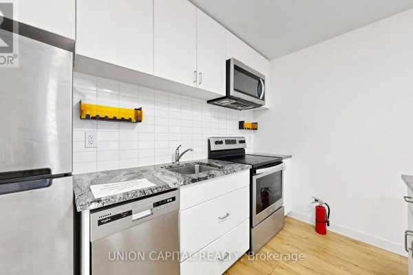42 - 1740 Simcoe Street N, Oshawa, ON L1G4X9 Photo 4