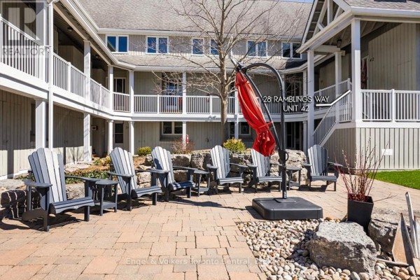 42 - 28 Ramblings Way, Collingwood, ON L9Y5C6 Photo 4