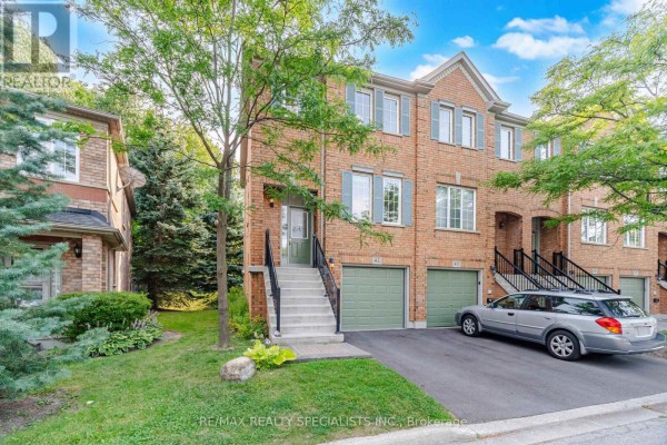 Family room - 42 - 5530 Glen Erin Drive, Mississauga, ON L5M6E8 Photo 4