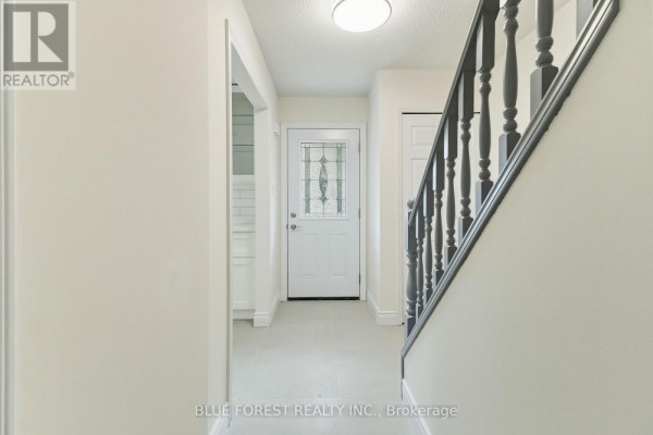 42 - 70 Chapman Court, London North, ON N6G4Z4 Photo 3