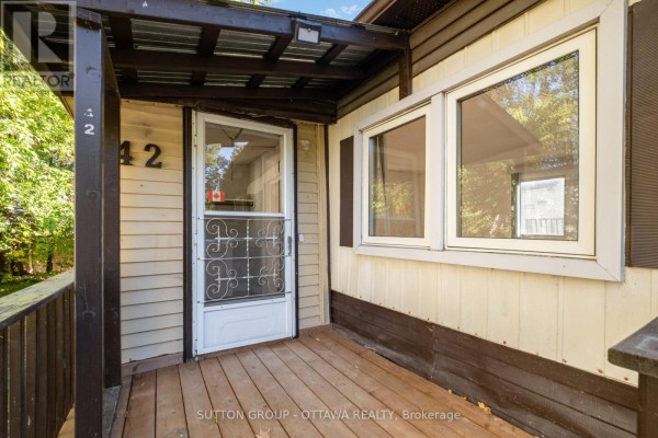 42 - 7481 Mitch Owens Road, Ottawa, ON, photo 2