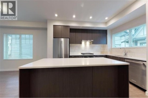 42 19451 Sutton Avenue, Pitt Meadows, BC, photo 2