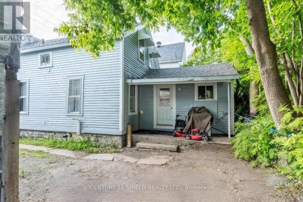 42-46 Marlborough Street S, Cornwall, ON, photo 3