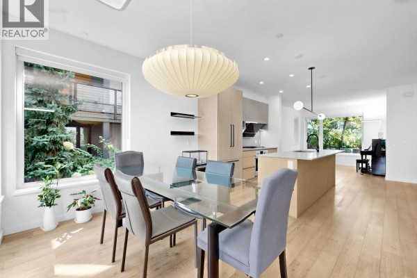 42 528 E 2nd Street, North Vancouver, BC V7L0G8 Photo 3