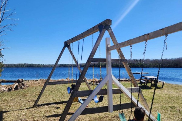 42 Clear Lake Court, Marmora And Lake, ON K0L1W0 Photo 4