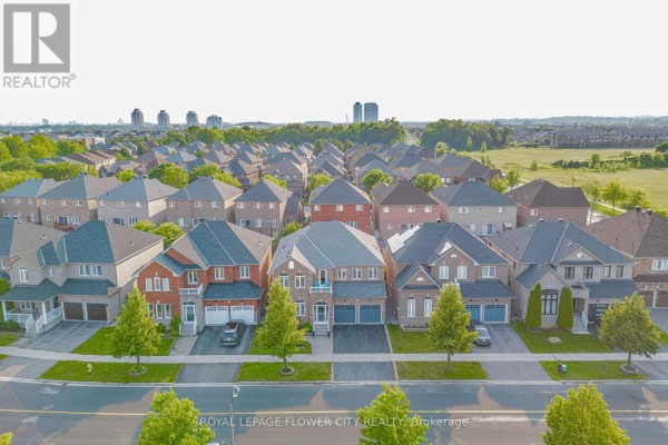 42 Delray Drive, Markham, ON, photo 2