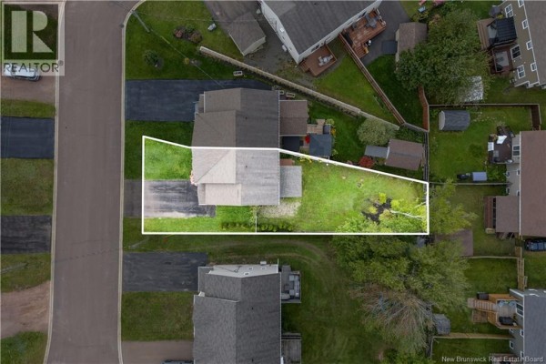 5pc Bathroom - 42 Des Frenes Court, Dieppe, NB E1A9B3 Photo 3
