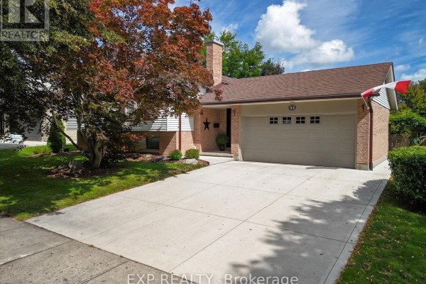 42 Farmington Crescent, London South, ON N6K3J3 Photo 2