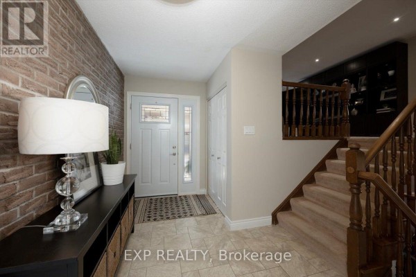 42 Farmington Crescent, London South, ON N6K3J3 Photo 4