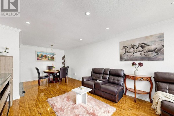 42 Glenmore Crescent, Brampton, ON, photo 3