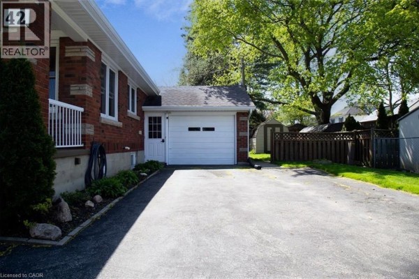 Utility room - 42 Hawthorne Avenue, Simcoe, ON N3Y2L9 Photo 3