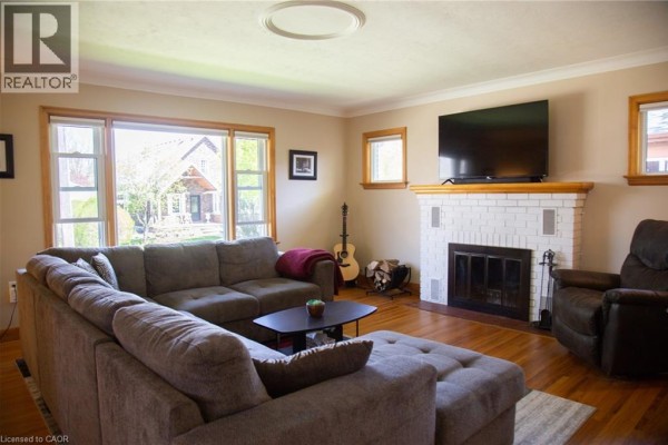 Office - 42 Hawthorne Avenue, Simcoe, ON N3Y2L9 Photo 5