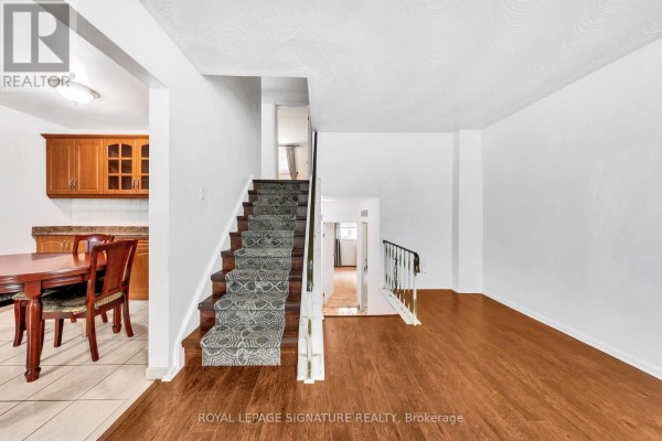 Primary Bedroom - 42 Lightwood Drive, Toronto, ON M9V2Z2 Photo 5