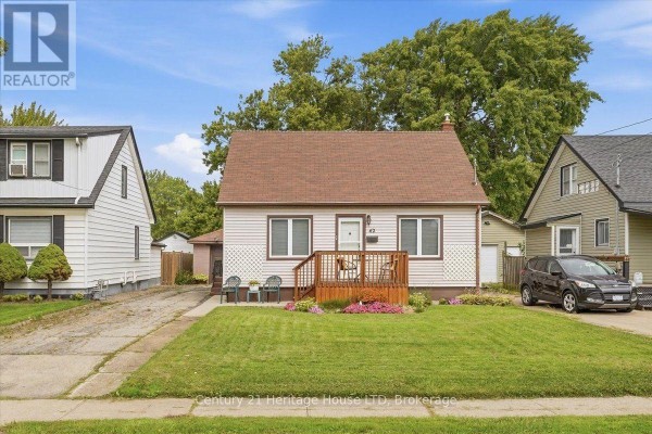 Kitchen - 42 Lincoln Street, Welland, ON L3C5J1 Photo 2