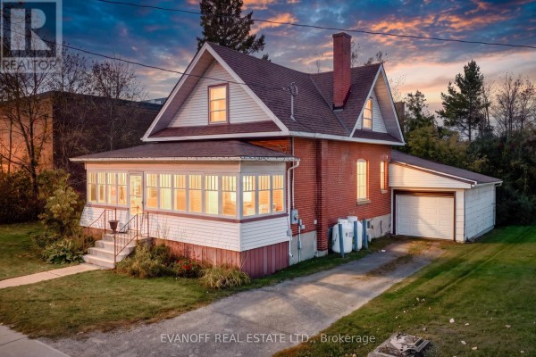42 Lindsay Street, Kawartha Lakes, ON K0M1N0 Photo 2