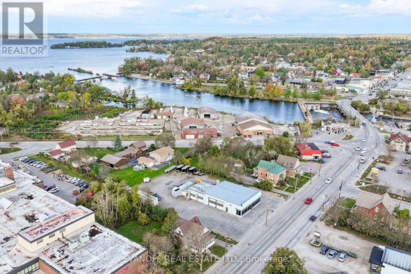 42 Lindsay Street, Kawartha Lakes, ON K0M1N0 Photo 5