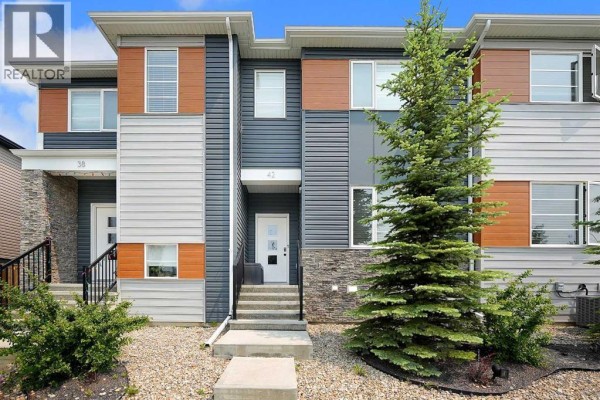 42 Midtown Boulevard Sw, Airdrie, AB, photo 2