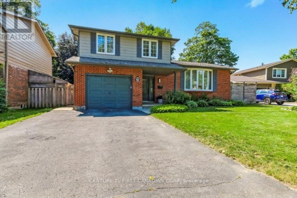 42 Portal Court, London North