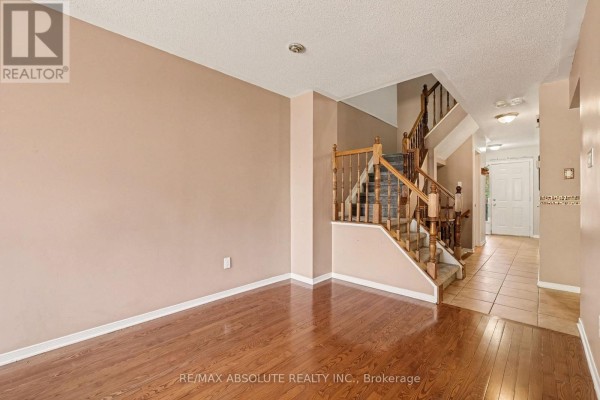 42 Roblyn Way, Ottawa, ON K2G5Z5 Photo 5