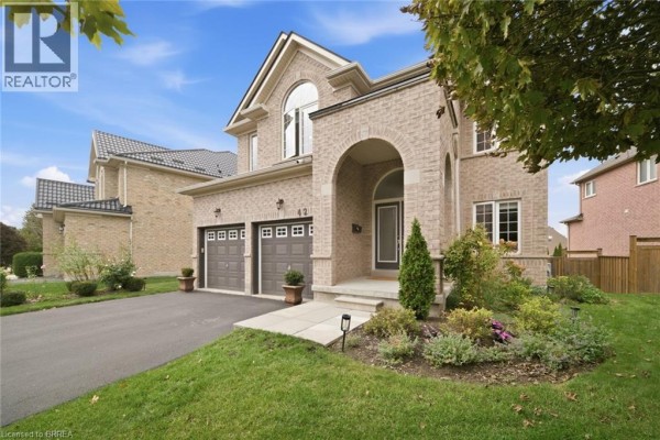 4pc Bathroom - 42 Stephenson Road, Brantford, ON N3S0B2 Photo 2