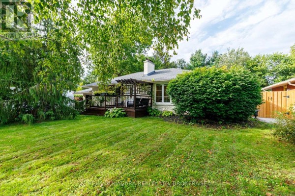 42 Strathcona Drive S, Pelham, ON, photo 2