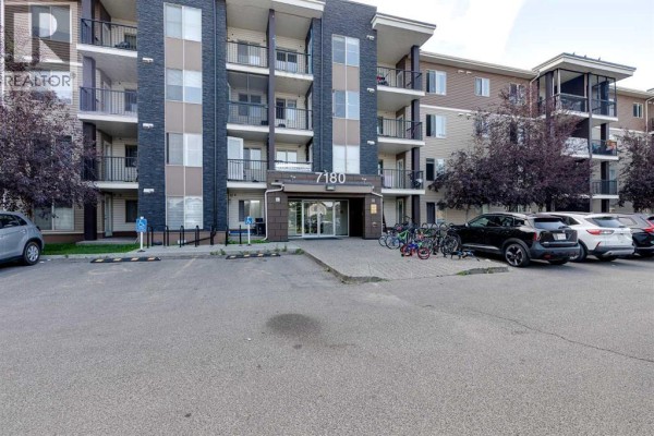 Kitchen - 420, 7180 80 Avenue Ne, Calgary, AB T3J0N6 Photo 3
