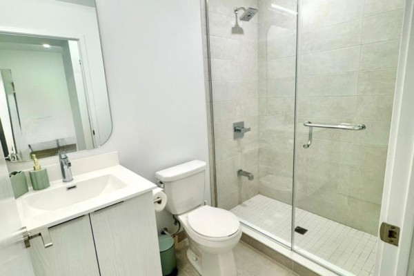 Den - 420 - 15 Richardson Street, Toronto, ON M5A0Y5 Photo 4