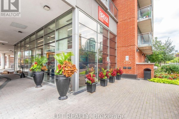 Primary Bedroom - 420 - 38 Joe Shuster Way, Toronto, ON M6K0A5 Photo 4