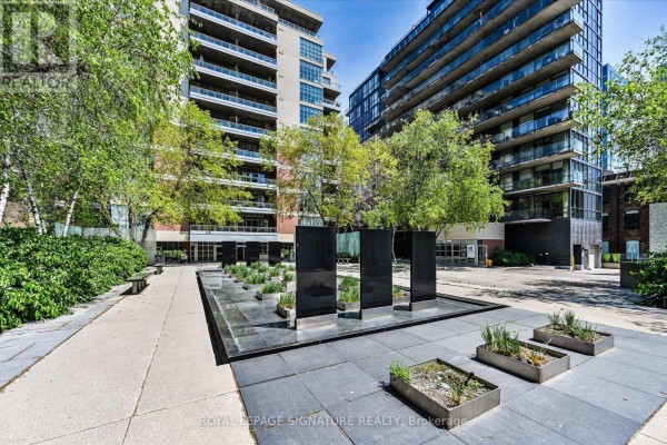 420 - 399 Adelaide Street W, Toronto, ON, photo 2