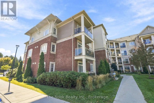 Primary Bedroom - 420 - 84 Aspen Springs Drive, Clarington, ON L1C0V3 Photo 3