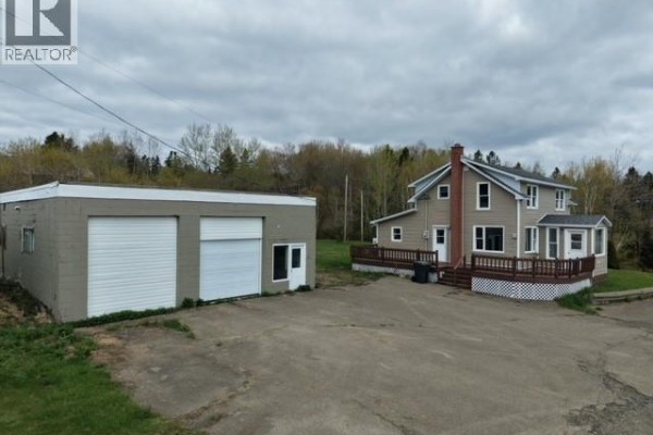 Bath (# pieces 1-6) - 420 Darlington Drive, Dalhousie, NB E8C1M8 Photo 5