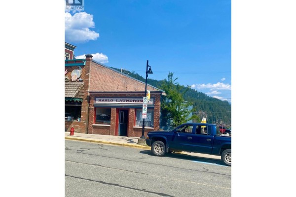 420 Front Street, Kaslo, BC V0G1M0 Photo 3