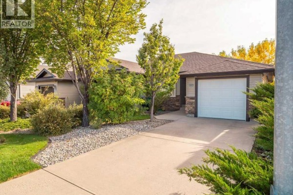 420 Mt Sunburst Crescent W, Lethbridge