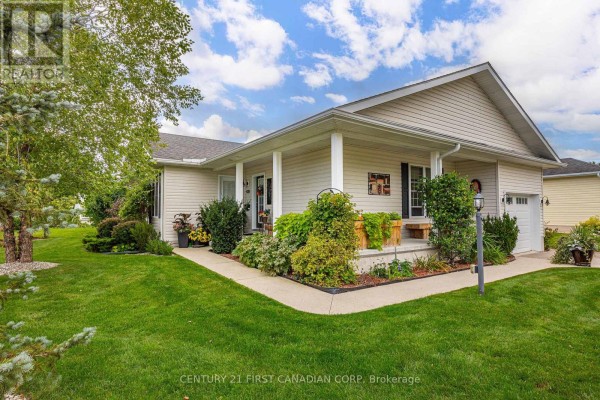 420 Shannon Boulevard, South Huron, ON N0M1T0 Photo 3