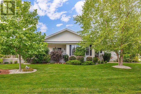 420 Shannon Boulevard, South Huron, ON N0M1T0 Photo 4