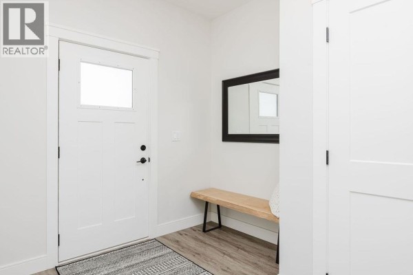 420 Solaz Place, Gibsons, BC V0N1V5 Photo 5