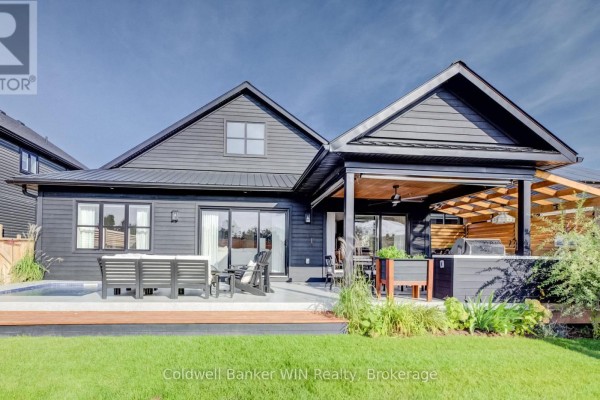 420 Wellington Street E, Wellington North, ON, photo 2