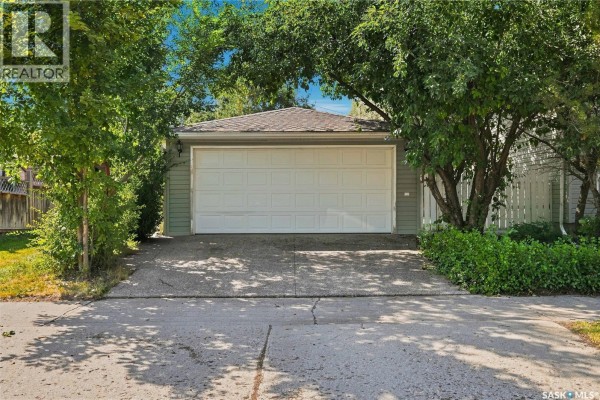 Kitchen - 4200 Hillsdale Street, Regina, SK S4S3Z2 Photo 3
