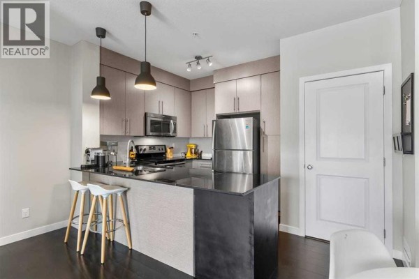4pc Bathroom - 4201, 5305 32 Avenue Sw, Calgary, AB T8E8A2 Photo 4