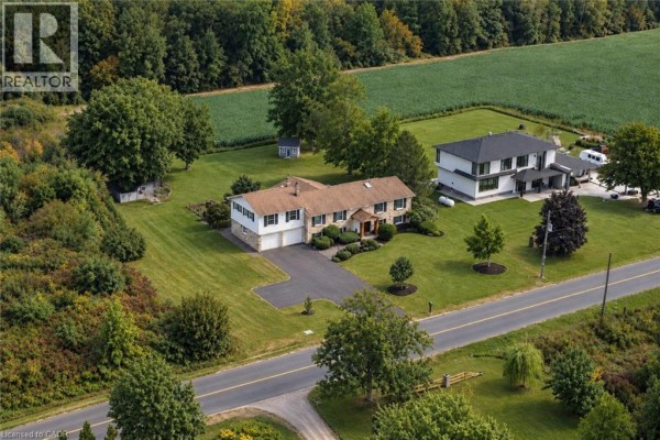 Residential for sale at 4202 1 Side Road, Burlington, ON - MLS® LipMIU