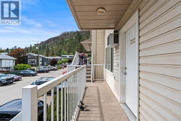 2pc Bathroom - 4202 Alexis Park Drive Unit# 232, Vernon, BC V1T6H3 Photo 4
