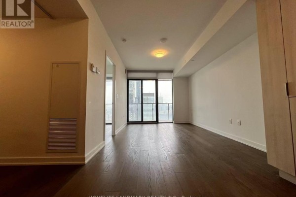 4203 - 11 Wellesley Street West W, Toronto, ON M4Y0G4 Photo 2
